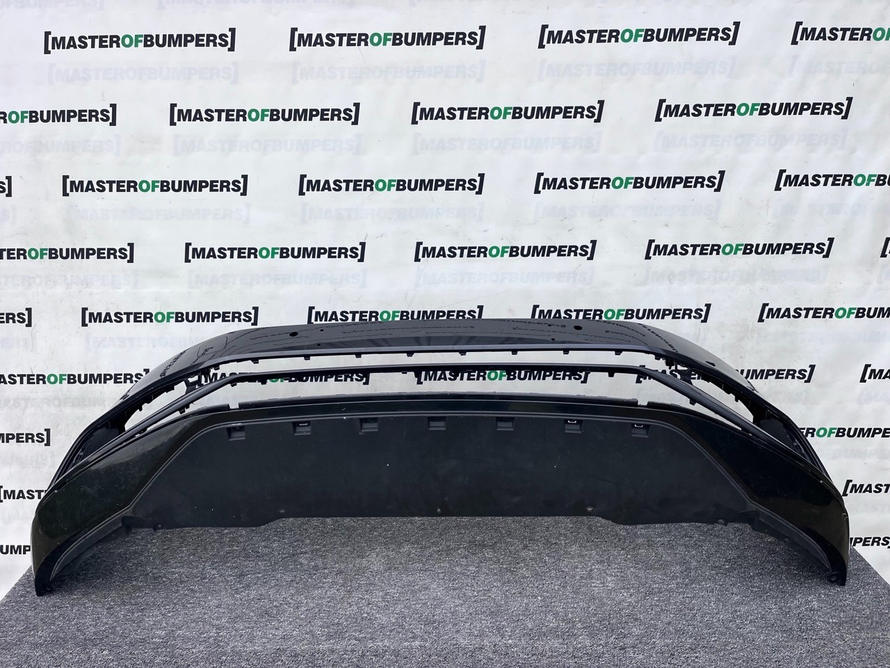 VW Passat Gt B8 Lift (b8.5) 2020-2024 Front Bumper 4 Pdc No Jets Genuine [v427]