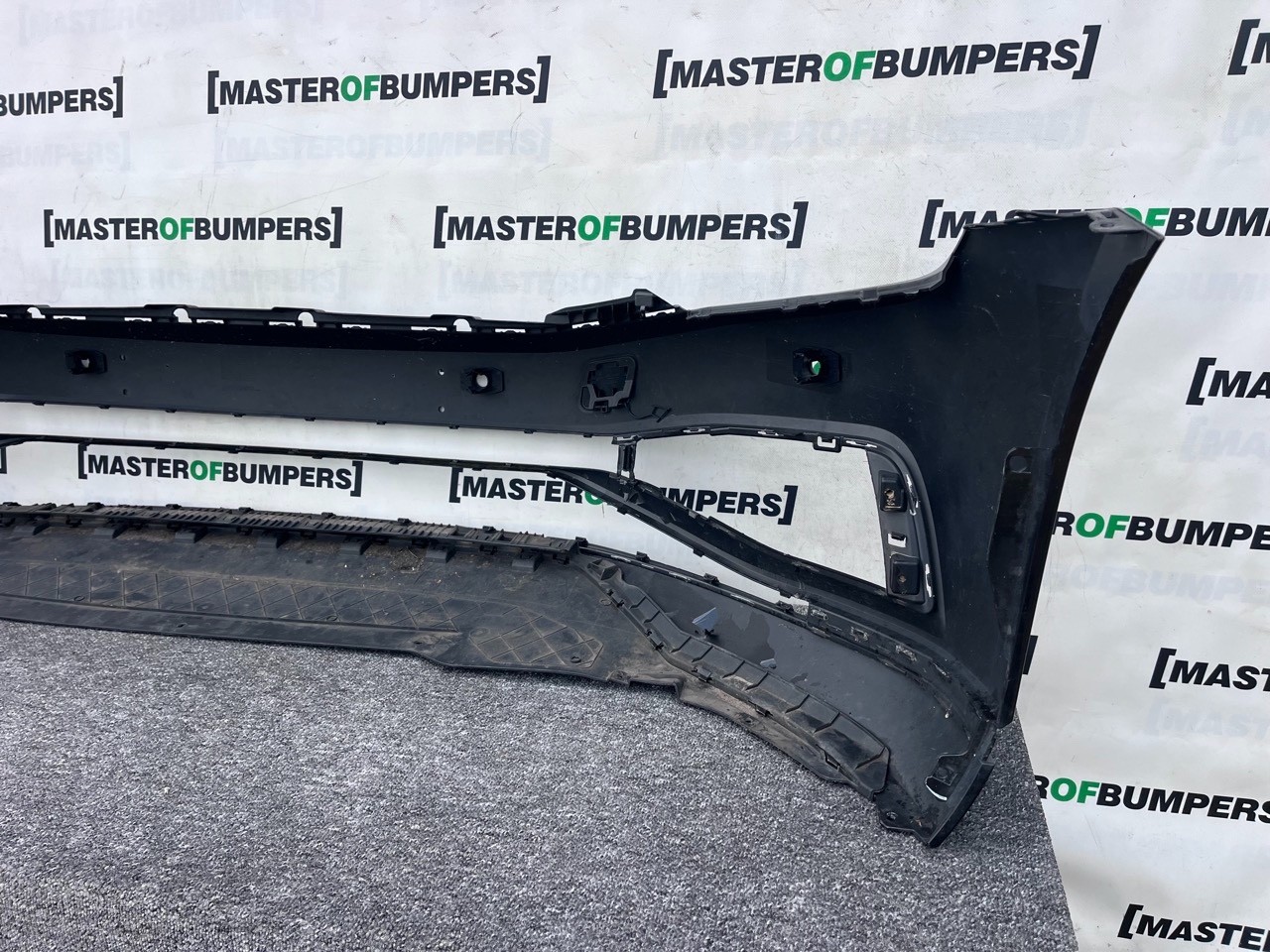VW Passat Gt B8 Lift (b8.5) 2020-2024 Front Bumper 4 Pdc No Jets Genuine [v427]
