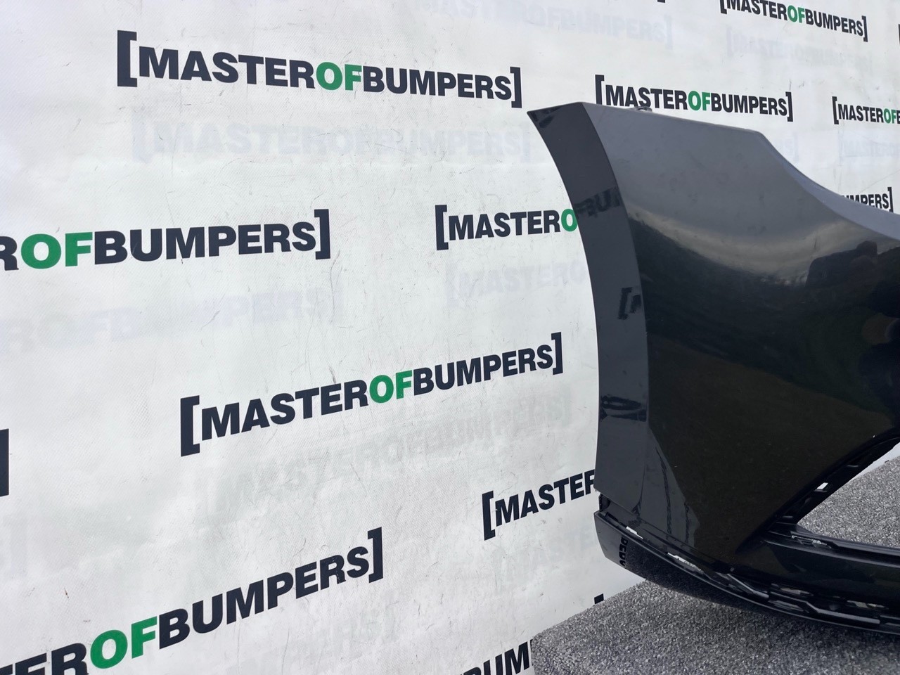 VW Passat Gt B8 Lift (b8.5) 2020-2024 Front Bumper 4 Pdc No Jets Genuine [v427]