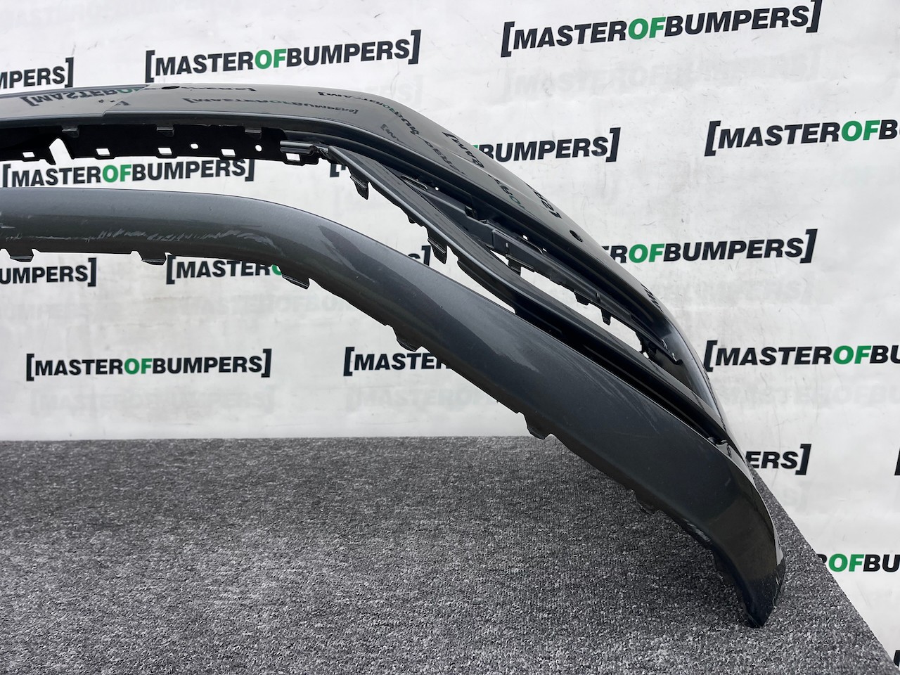 VW Golf Se Mk7 Lift Hatchbac 2017-2019 Front Bumper 4 Pdc No Jets Genuine [v454]