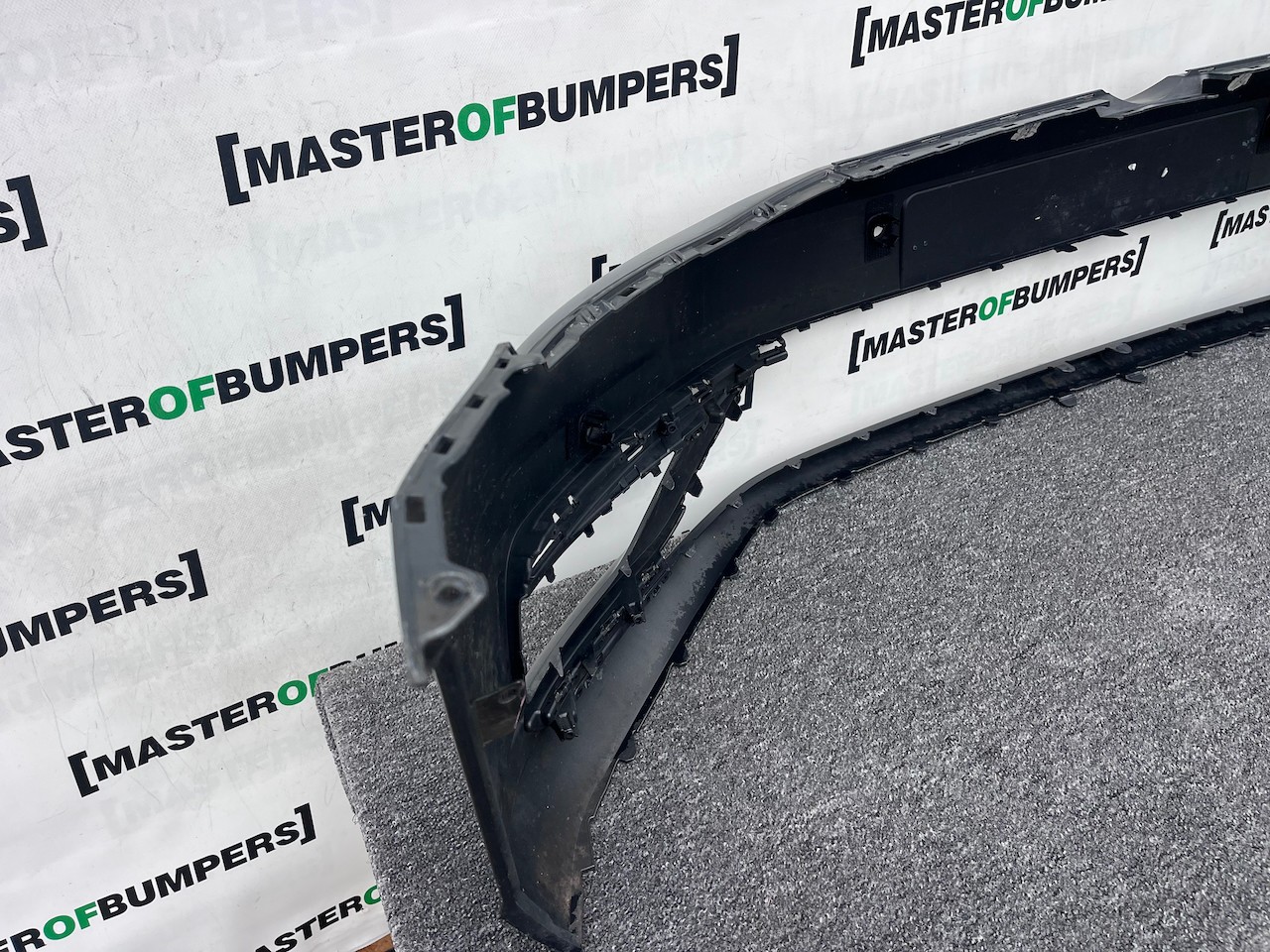 VW Golf Se Mk7 Lift Hatchbac 2017-2019 Front Bumper 4 Pdc No Jets Genuine [v454]