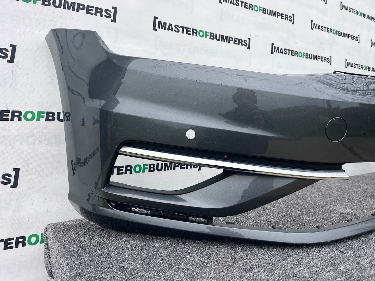 VW Golf Se Mk7 Lift Hatchbac 2017-2019 Front Bumper 4 Pdc No Jets Genuine [v454]