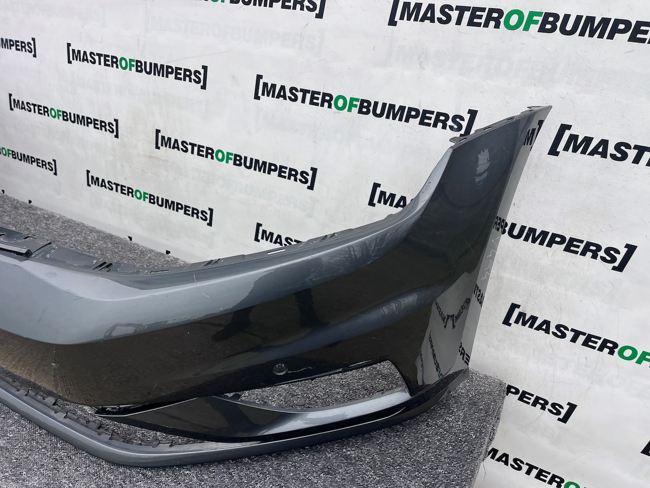 VW Golf Se Mk7 Lift Hatchbac 2017-2019 Front Bumper 4 Pdc No Jets Genuine [v454]