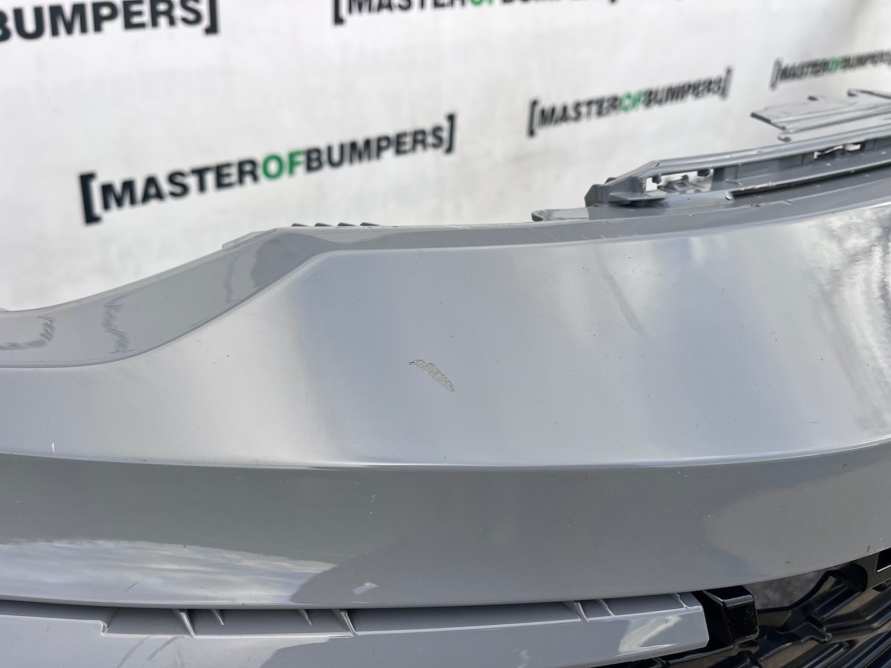 VW Golf R-line Mk8 Lift Hatchback 2024-on Front Bumper 4 Pdc Genuine [v745]