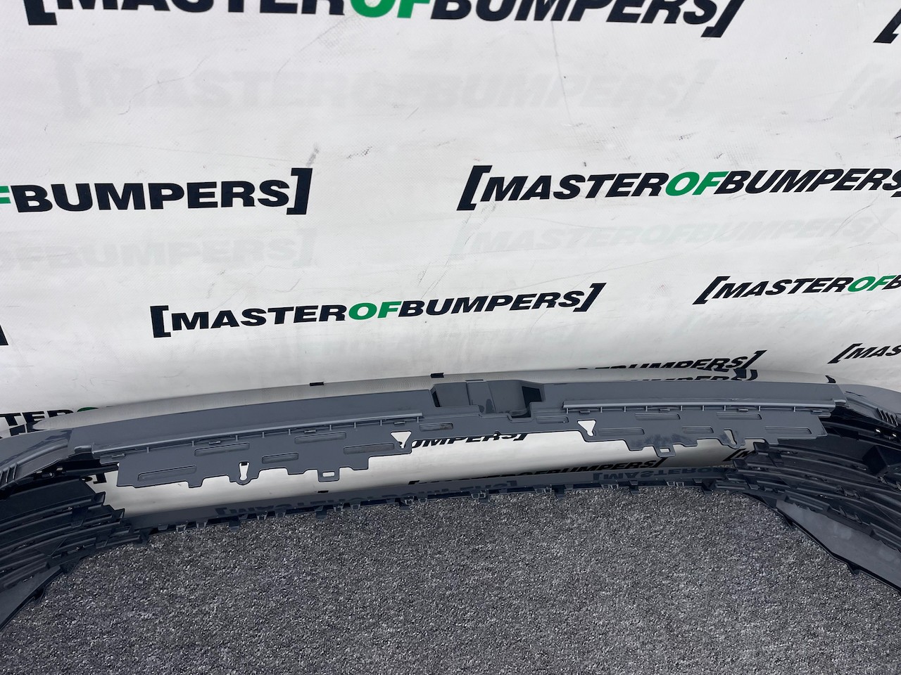 VW Golf Se Mk8 Hatchback 2020-2024 Front Bumper 4 Pdc Genuine [v477]