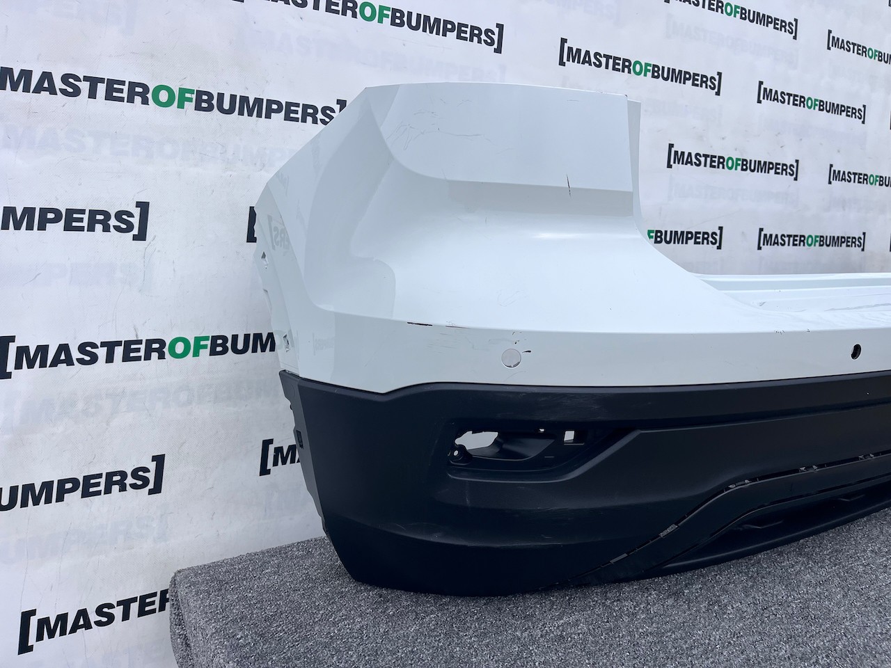 VW T-cross Tcross Se Suv 2019-2023 Rear Bumper 4 Pdc Genuine [v482]