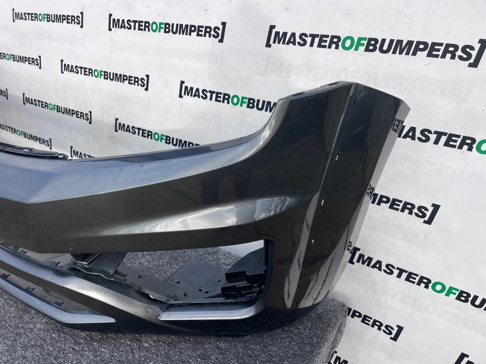 VW Amarok Mk1 Facelift 2016-2023 Front Bumper Genuine [v454]