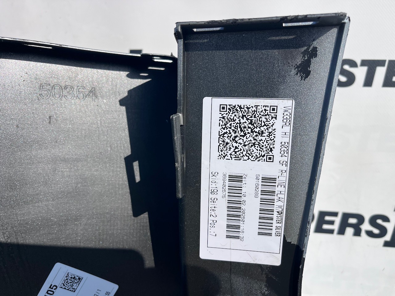 VW Tiguan R Line Suv Mk3 2024-2027 Rear Bumper 4 Pdc Genuine [v494]