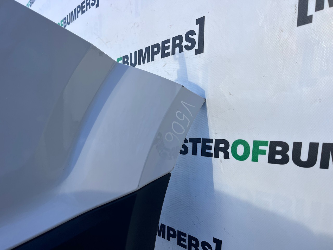 VW Crafter Mk2 Panel Van 2017-2022 Front Bumper Textured 7c0807221 Genuin [v506]