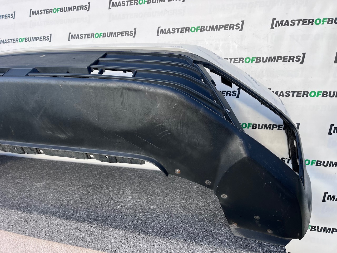 VW Crafter Mk2 Panel Van 2017-2022 Front Bumper Textured 7c0807221 Genuin [v506]