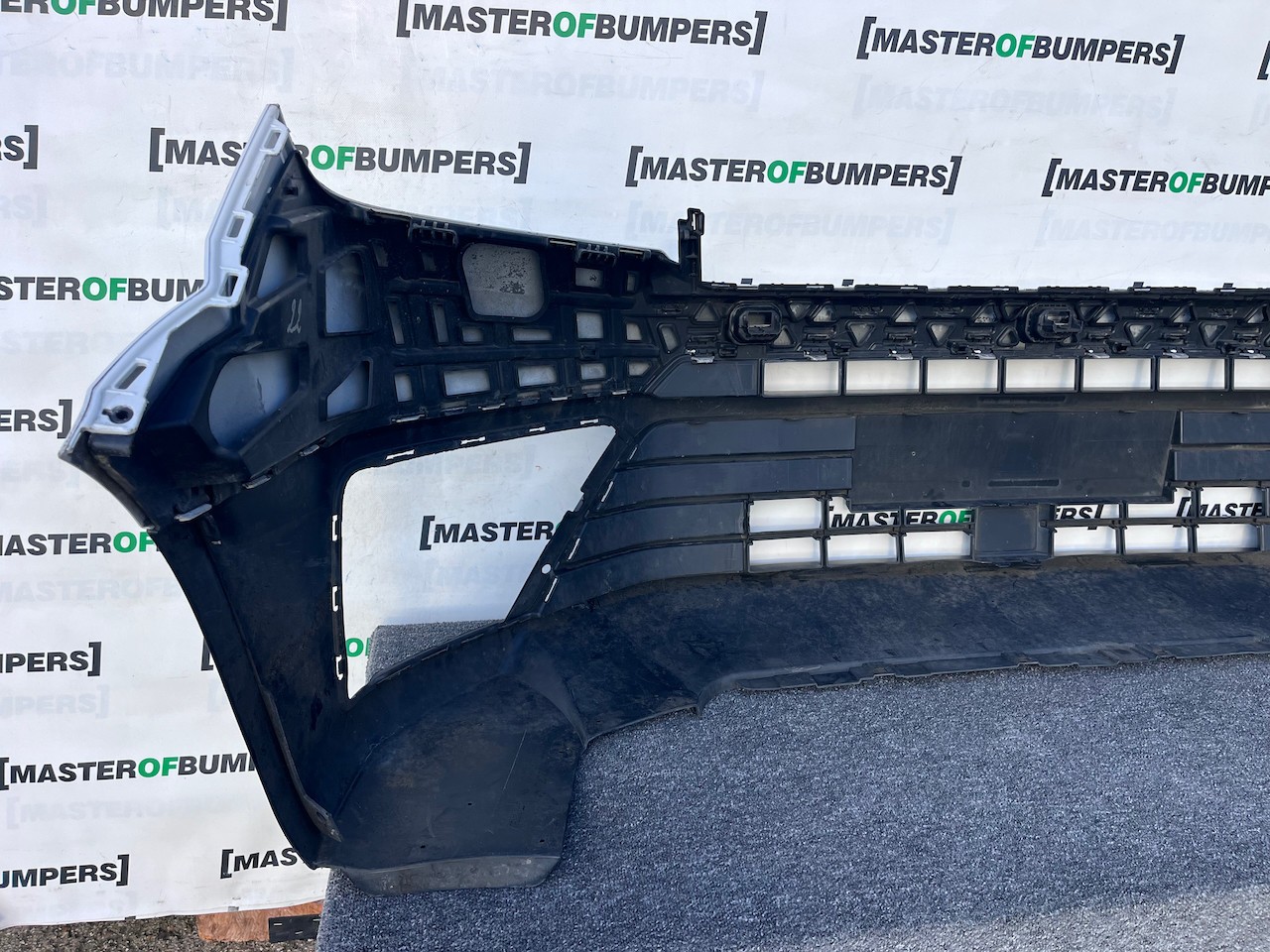 VW Crafter Mk2 Panel Van 2017-2022 Front Bumper Textured 7c0807221 Genuin [v506]