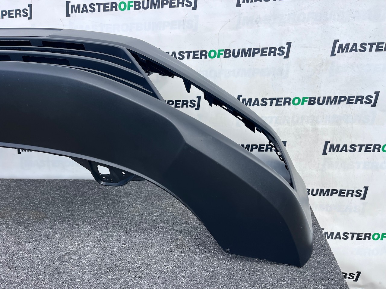 VW Caddy Mk3 2nd Facelift 2015-2020 Front Bumper Textured Genuine [v509]
