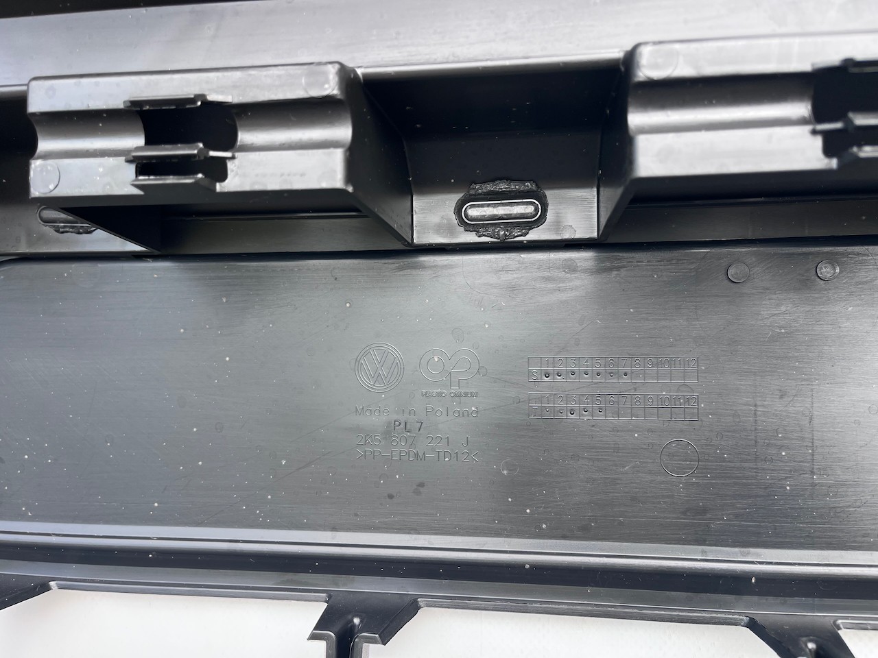 VW Caddy Mk3 2nd Facelift 2015-2020 Front Bumper Textured Genuine [v509]