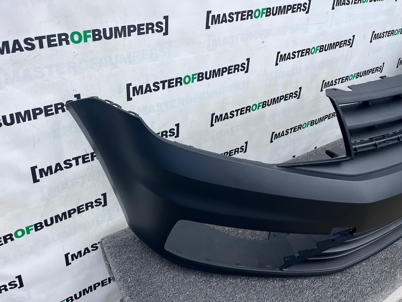 VW Caddy Mk3 2nd Facelift 2015-2020 Front Bumper Textured Genuine [v509]