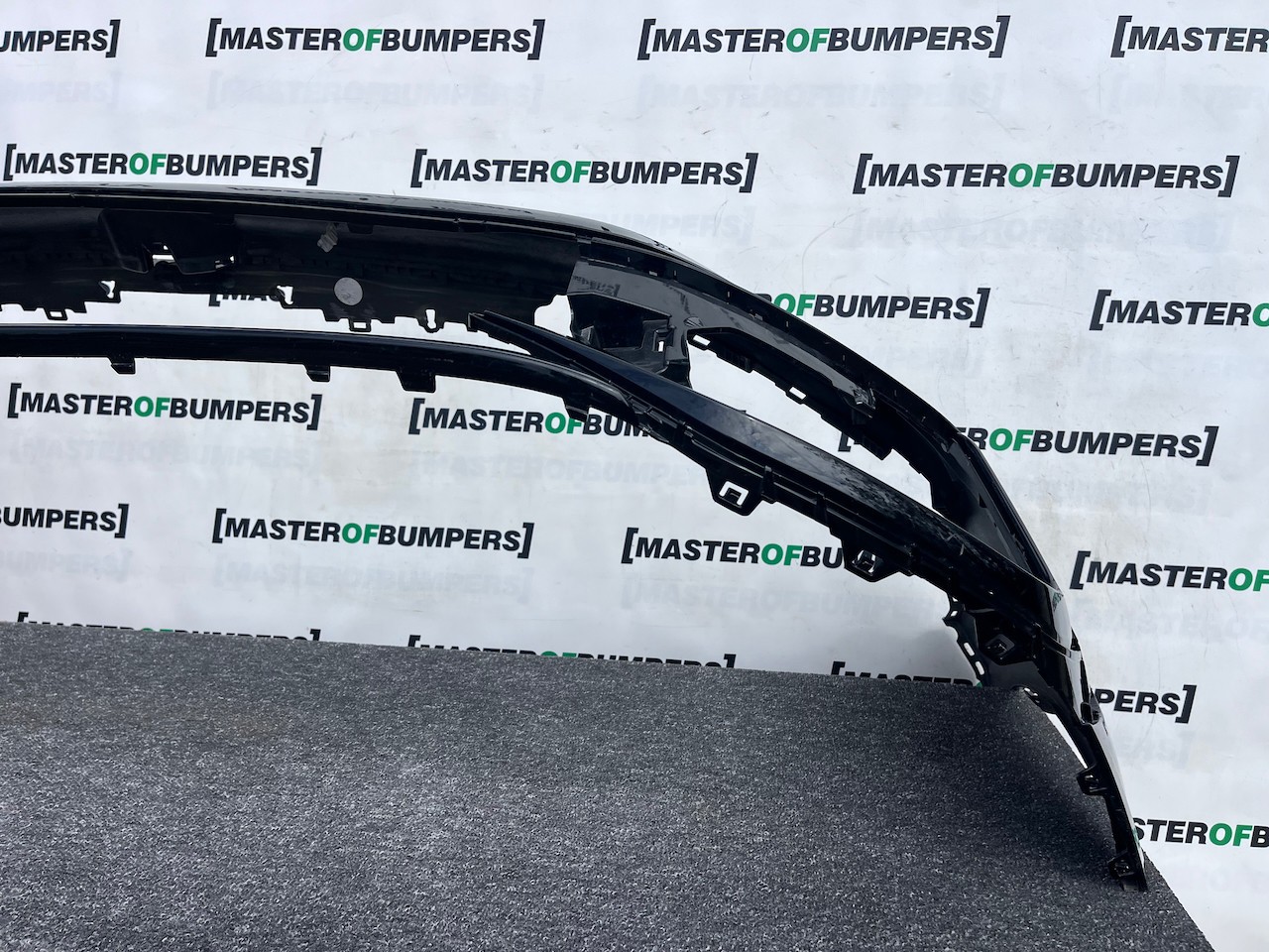 VW Golf R-line Mk8 Lift Hatchback 2024-2027 Front Bumper 4 Pdc Genuine [v512]