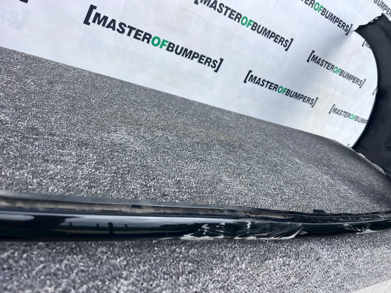 VW Golf R-line Mk8 Lift Hatchback 2024-2027 Front Bumper 4 Pdc Genuine [v512]