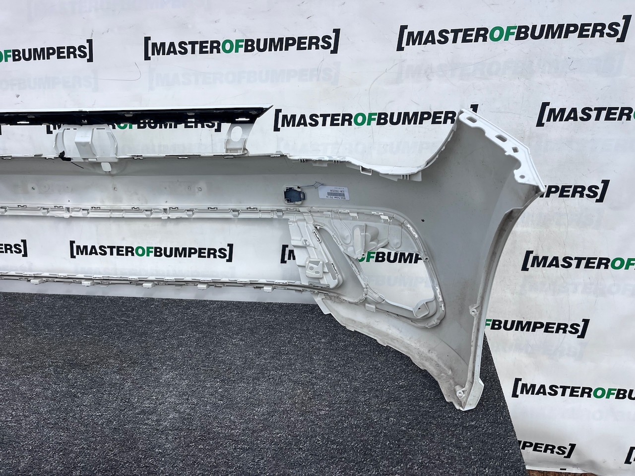 VW Polo Se Mk6 Lift Hatchback 2021-2024 Front Bumper No Pdc Genuine [v515]
