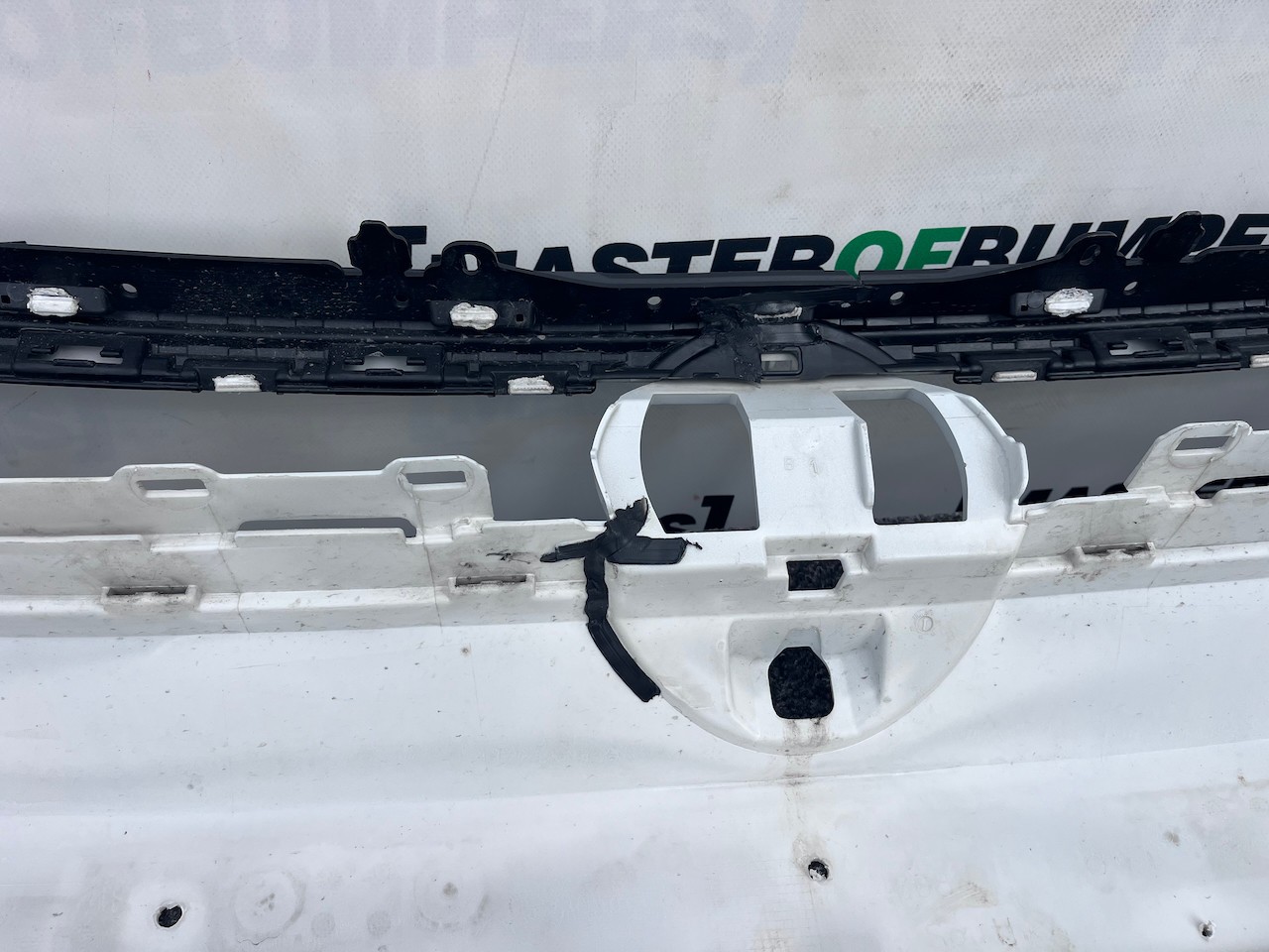 VW Polo Se Mk6 Lift Hatchback 2021-2024 Front Bumper No Pdc Genuine [v515]