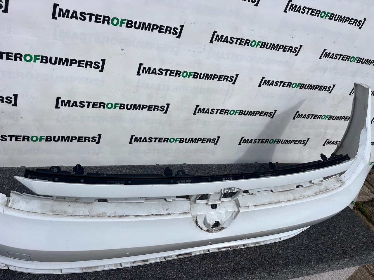 VW Polo Se Mk6 Lift Hatchback 2021-2024 Front Bumper No Pdc Genuine [v515]