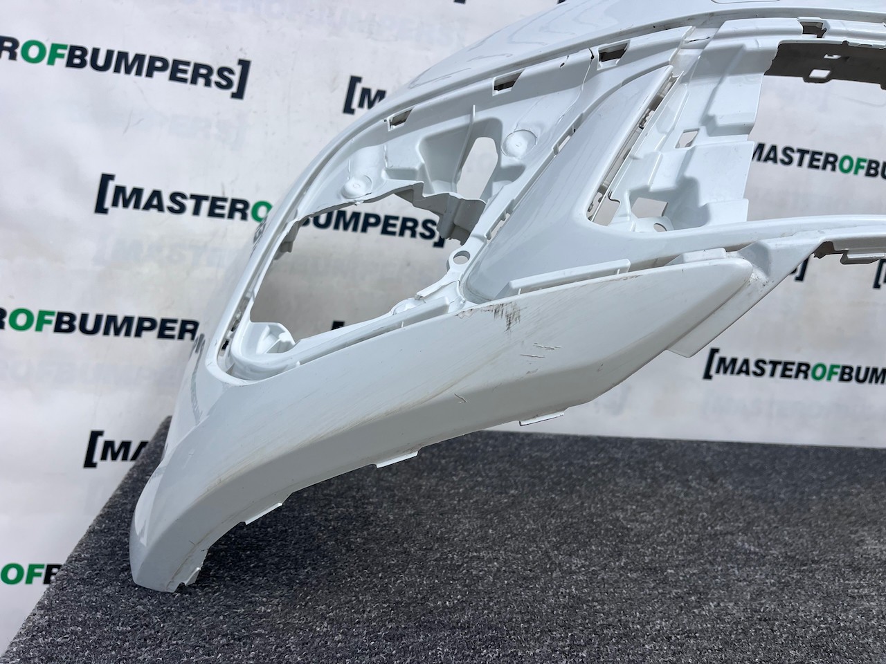 VW Polo Se Mk6 Lift Hatchback 2021-2024 Front Bumper No Pdc Genuine [v515]