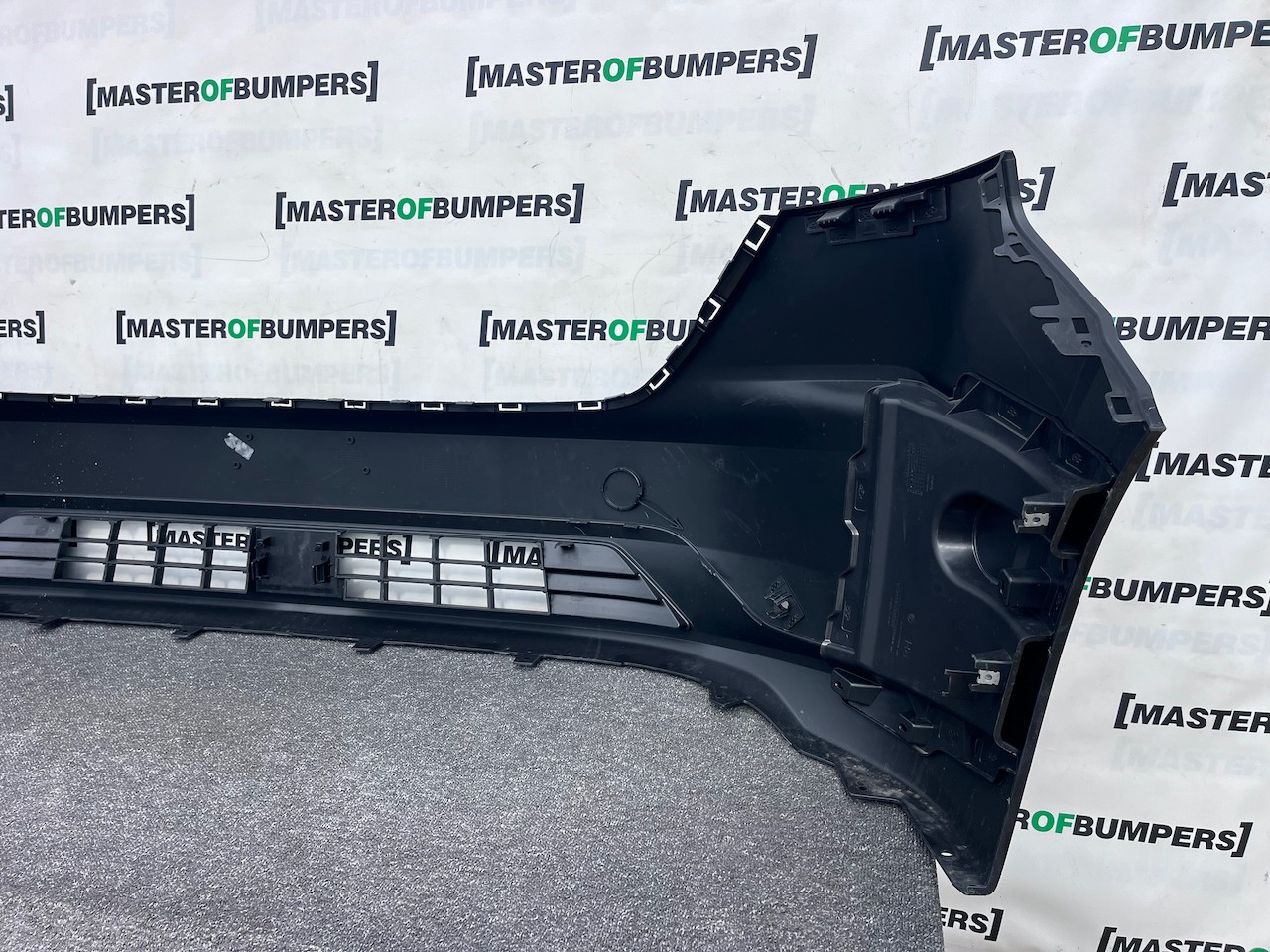 VW Transporter T7 Panel Van 2025-2028 Front Bumper 4 Pdc Textured Genuine [v518]