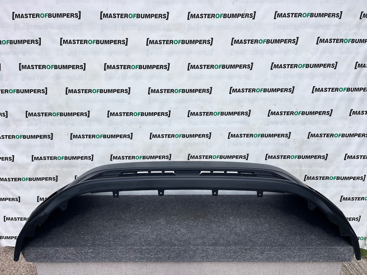 VW Transporter T7 Panel Van 2025-2028 Front Bumper 4 Pdc Textured Genuine [v518]
