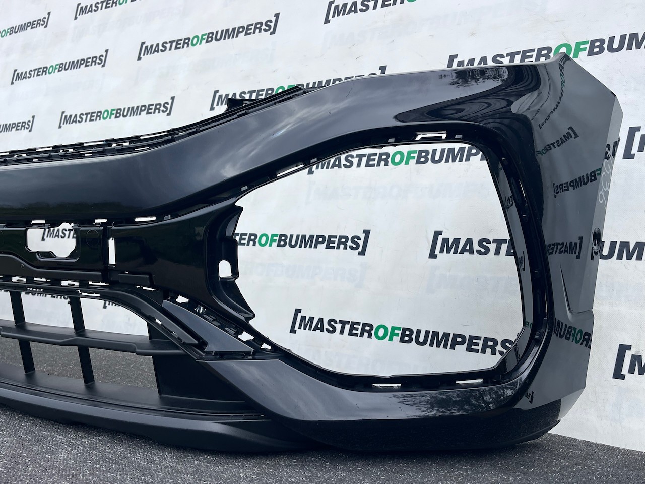 VW T-roc Troc R-line Lift 2022-2024 Front Bumper 6 Pdc Genuine [v536]