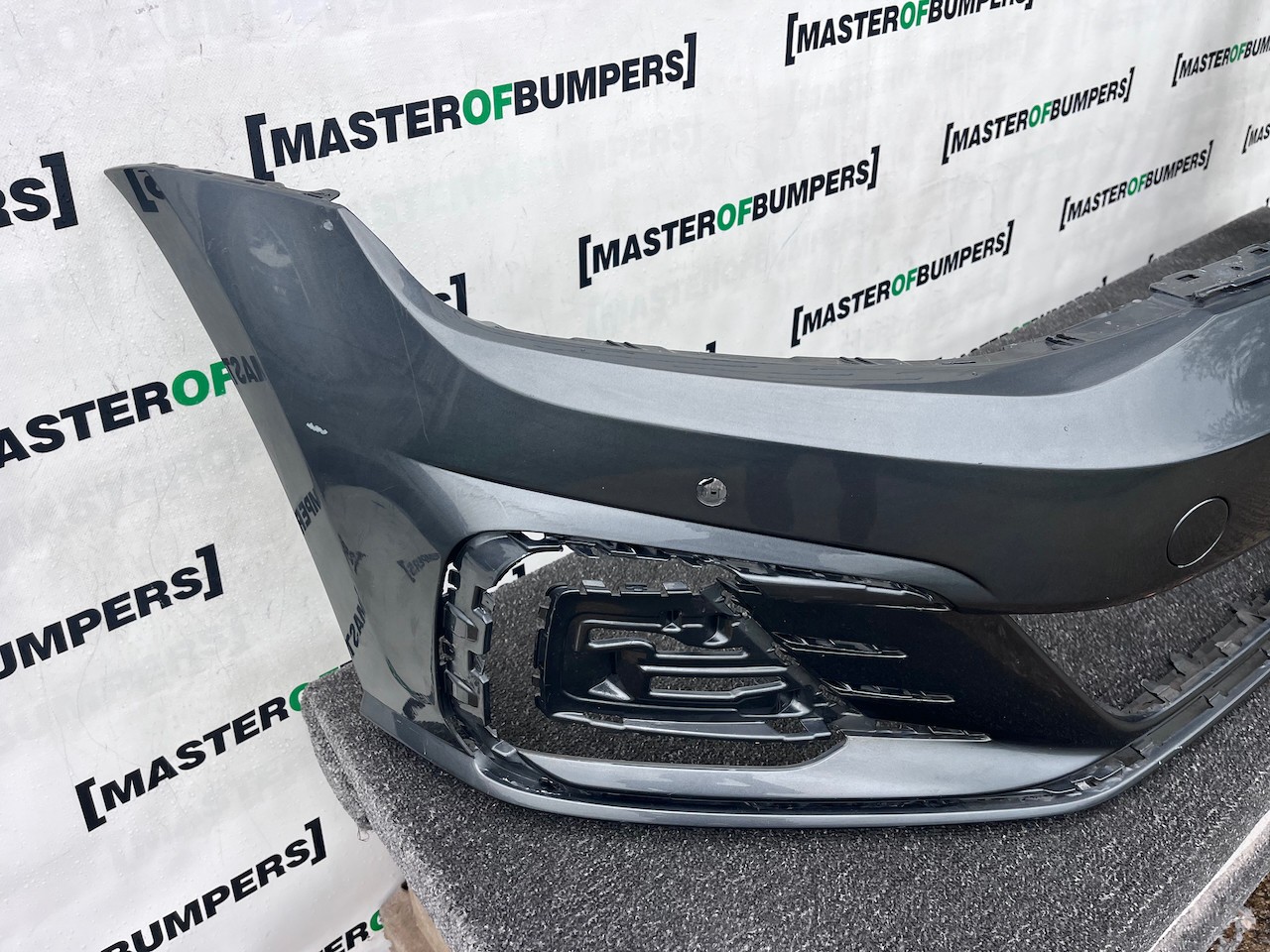 VW Golf Gte Hybrid Mk7.5 2017-2019 Front Bumper 4 Pdc + Jets Genuine [v544]