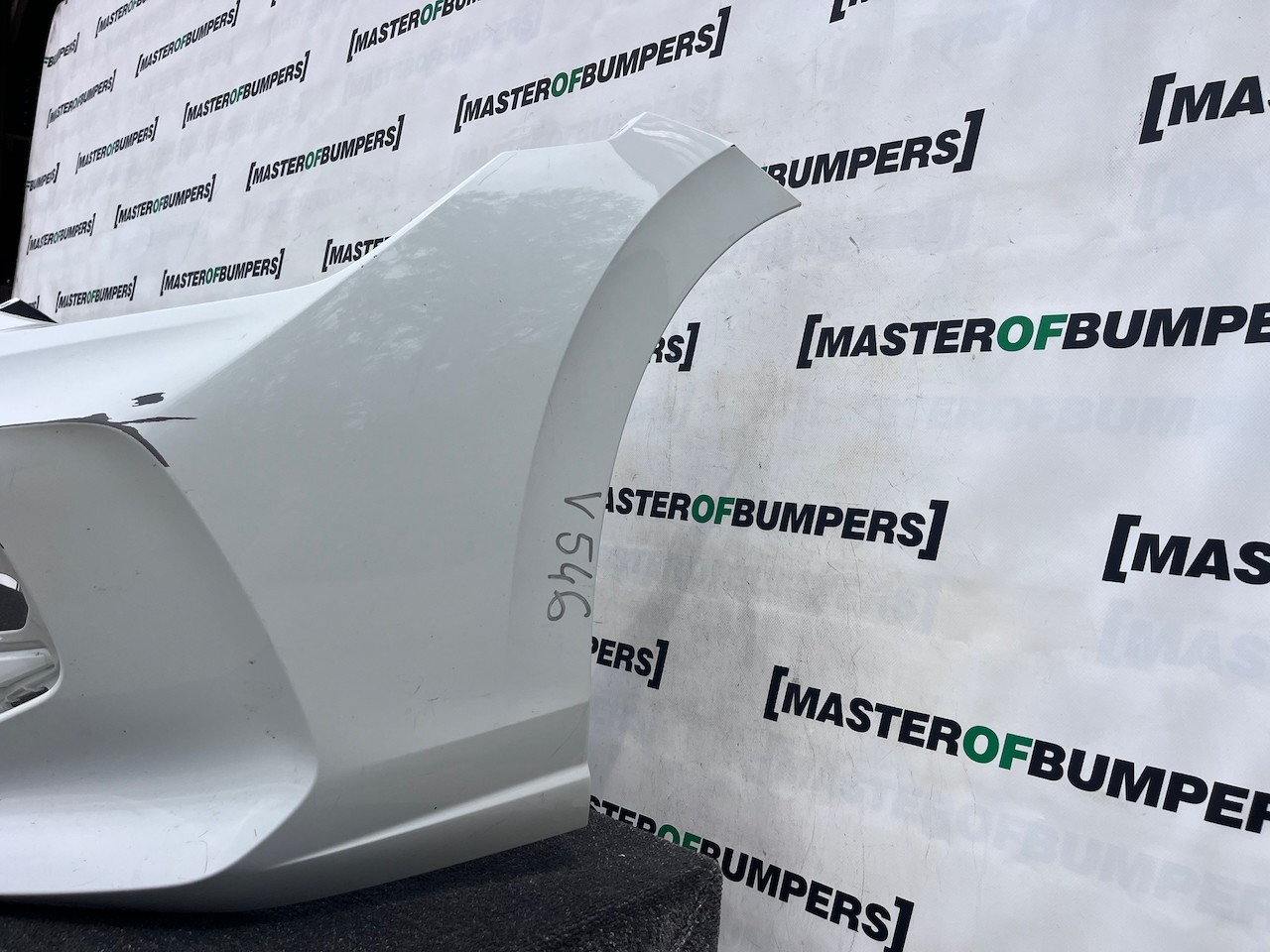 VW Golf Se Style Mk8 Lift Hatchback 2024-2026 Front Bumper 4 Pdc Genuine [v546]