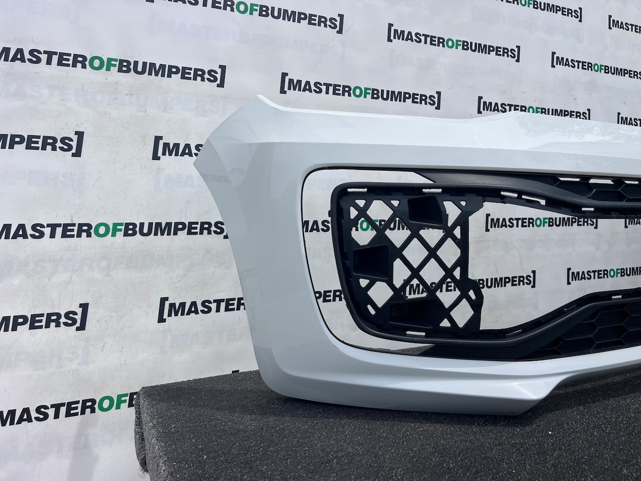 VW E Up! E-up Lift Hatchback 2019-2023 Front Bumper Genuine [v552]