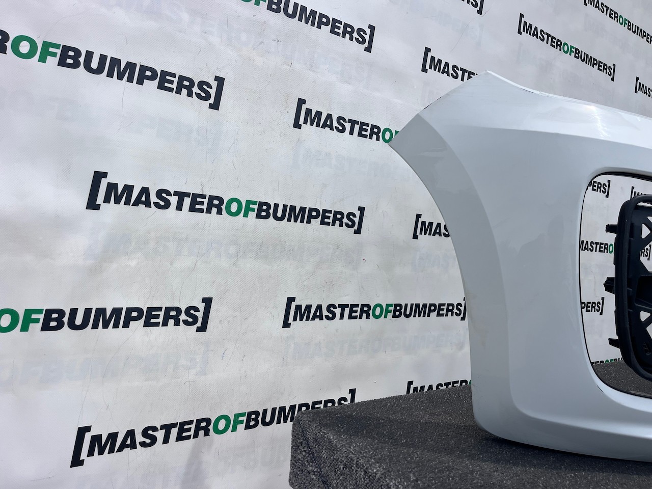 VW E Up! E-up Lift Hatchback 2019-2023 Front Bumper Genuine [v552]