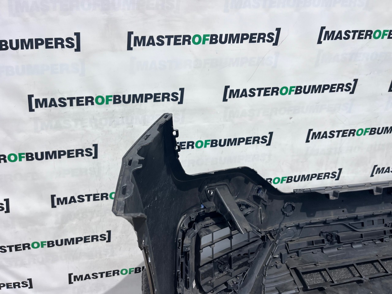 VW Touareg R Line Tdi V6 Mk3 2019-2023 Front Bumper 6 Pdc +jets Genuine [v554]
