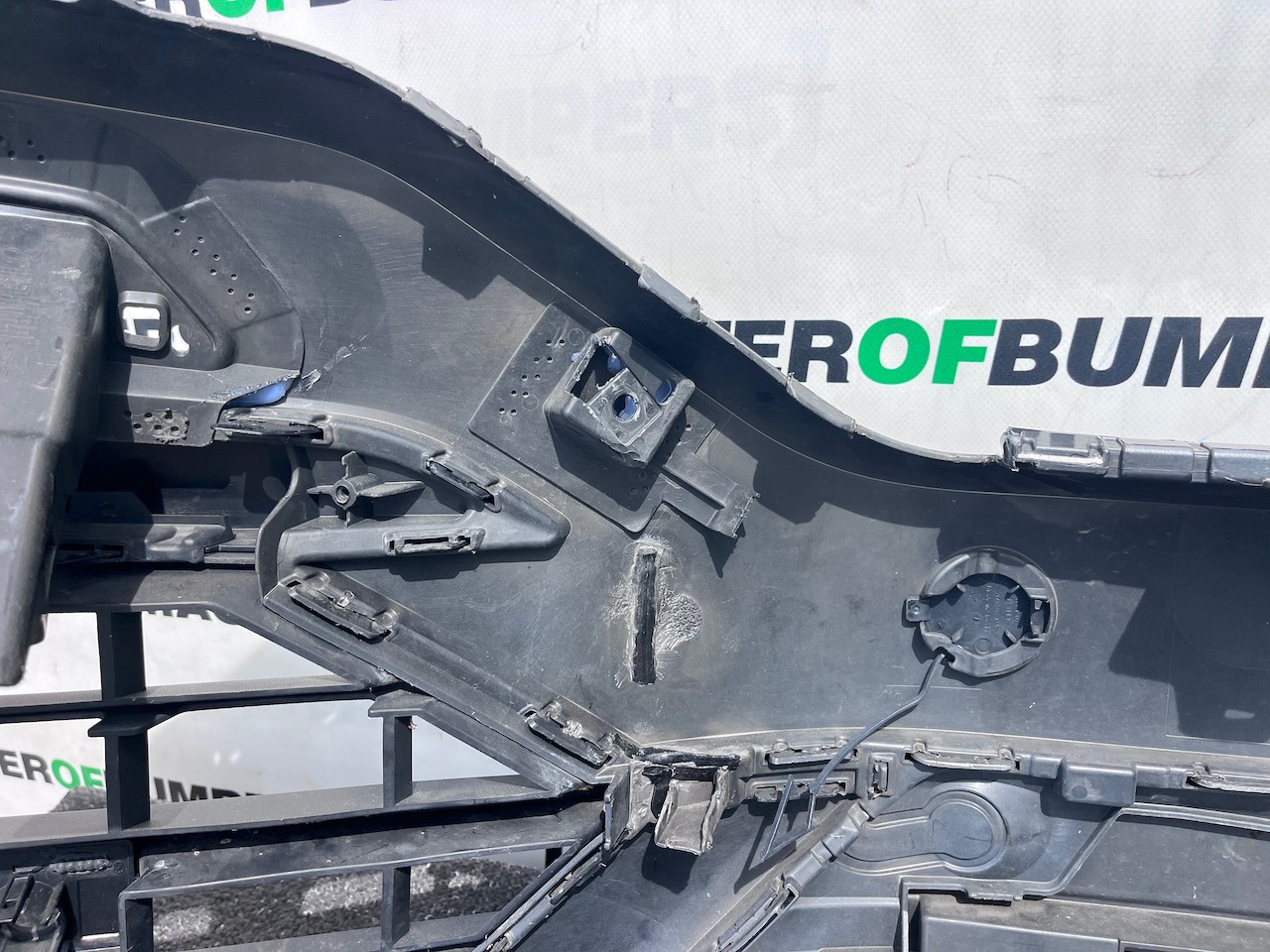 VW Touareg R Line Tdi V6 Mk3 2019-2023 Front Bumper 6 Pdc +jets Genuine [v554]