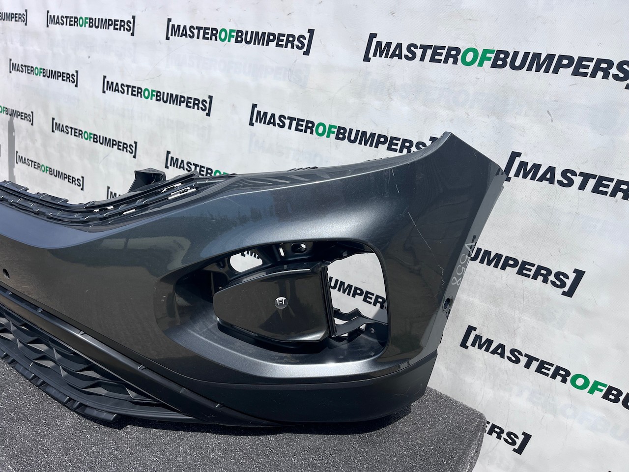 VW T-roc Troc Tfsi Evo Life Style 2022-2025 Front Bumper 6 Pdc Genuine [v558]