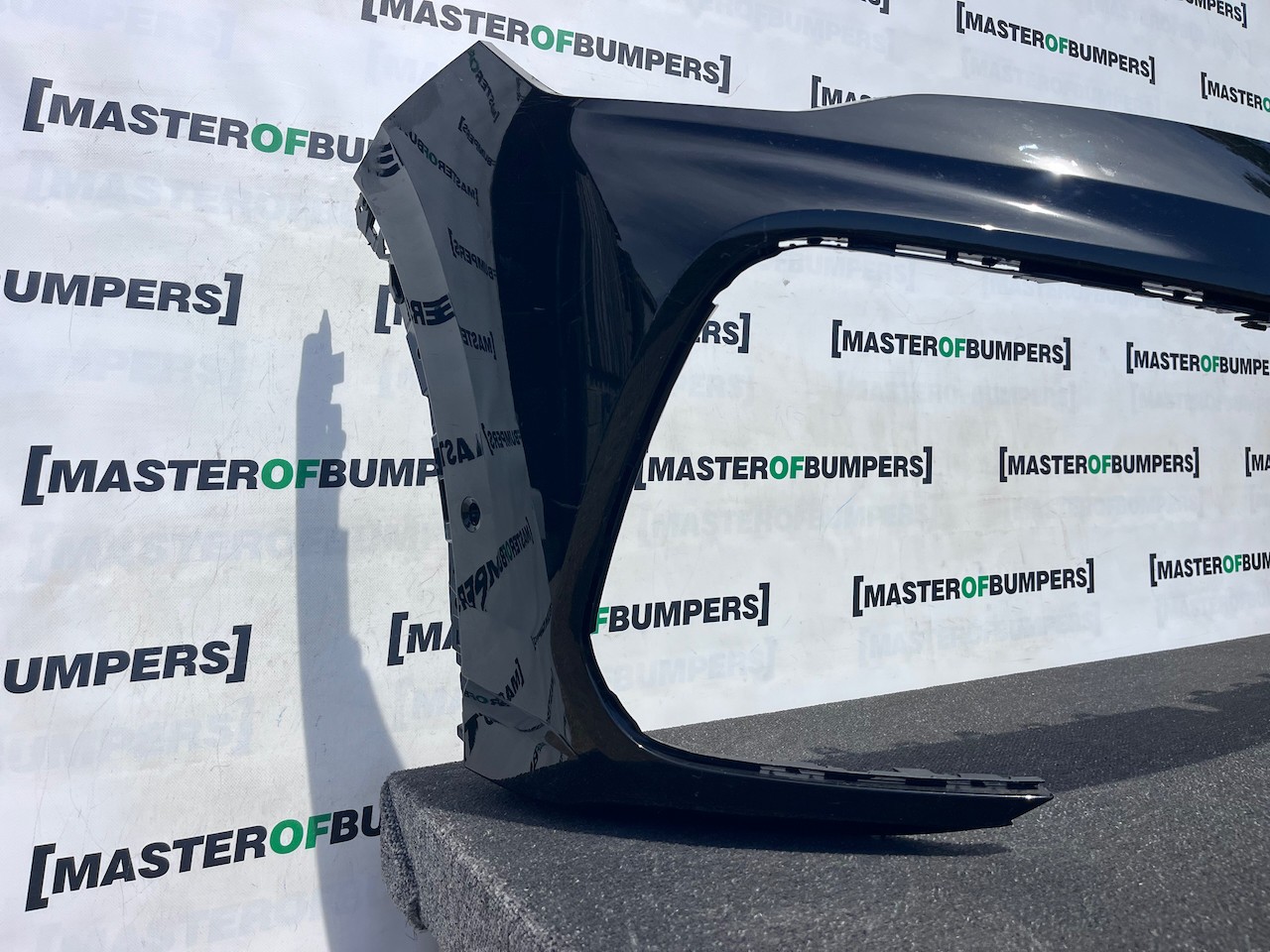 VW Tiguan R-line E-hybrid Mk3 Suv 2024-2027 Front Bumper 6 Pdc Genuine [v563]