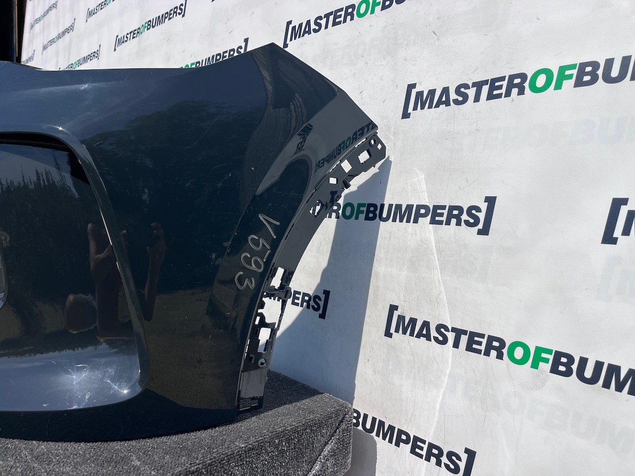 VW Tiguan Style Life Match Mk3 2024-2026 Front Bumper 4 Pdc Genuine [v593]