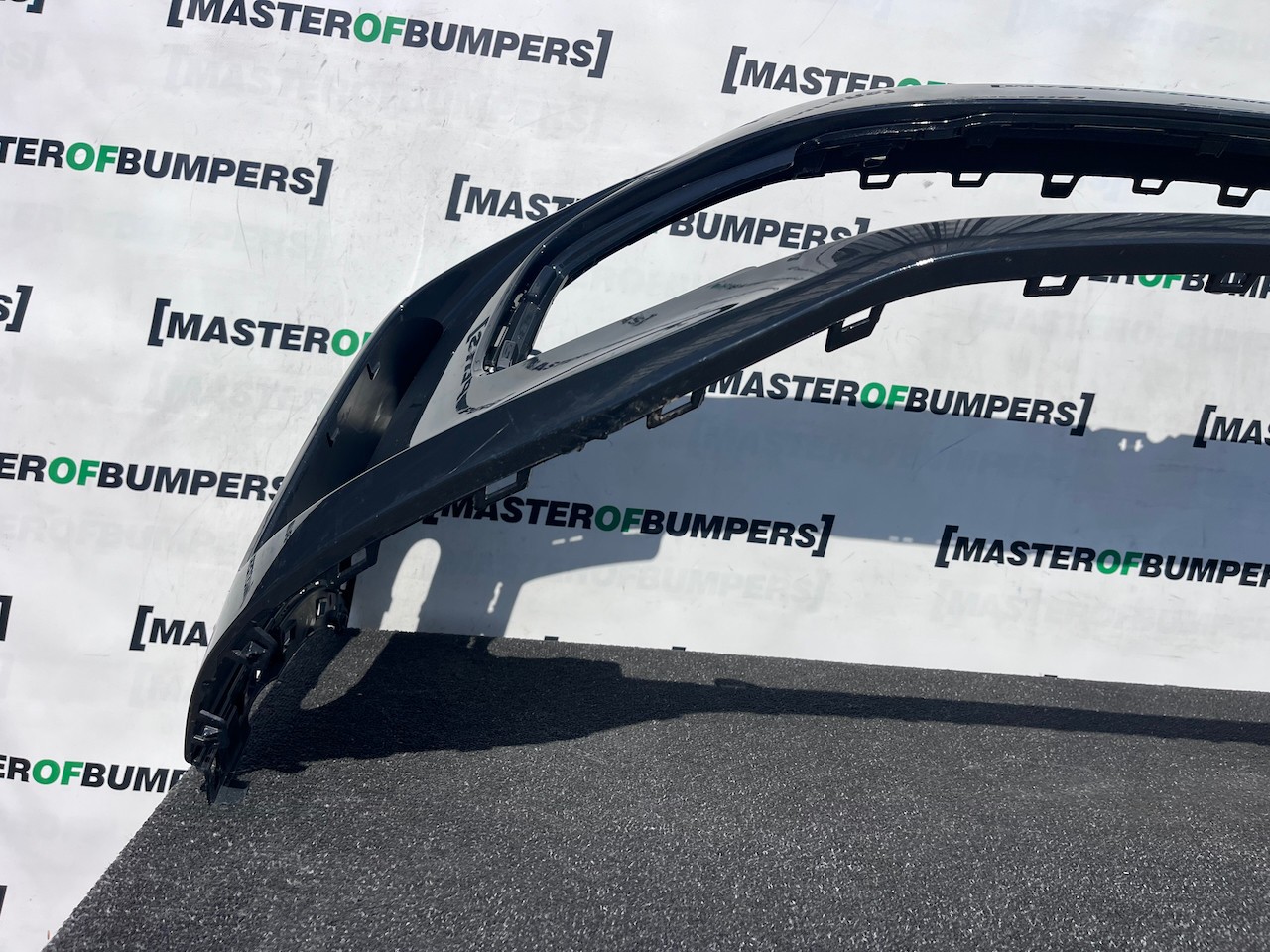 VW Tiguan Style Life Match Mk3 2024-2026 Front Bumper 4 Pdc Genuine [v593]