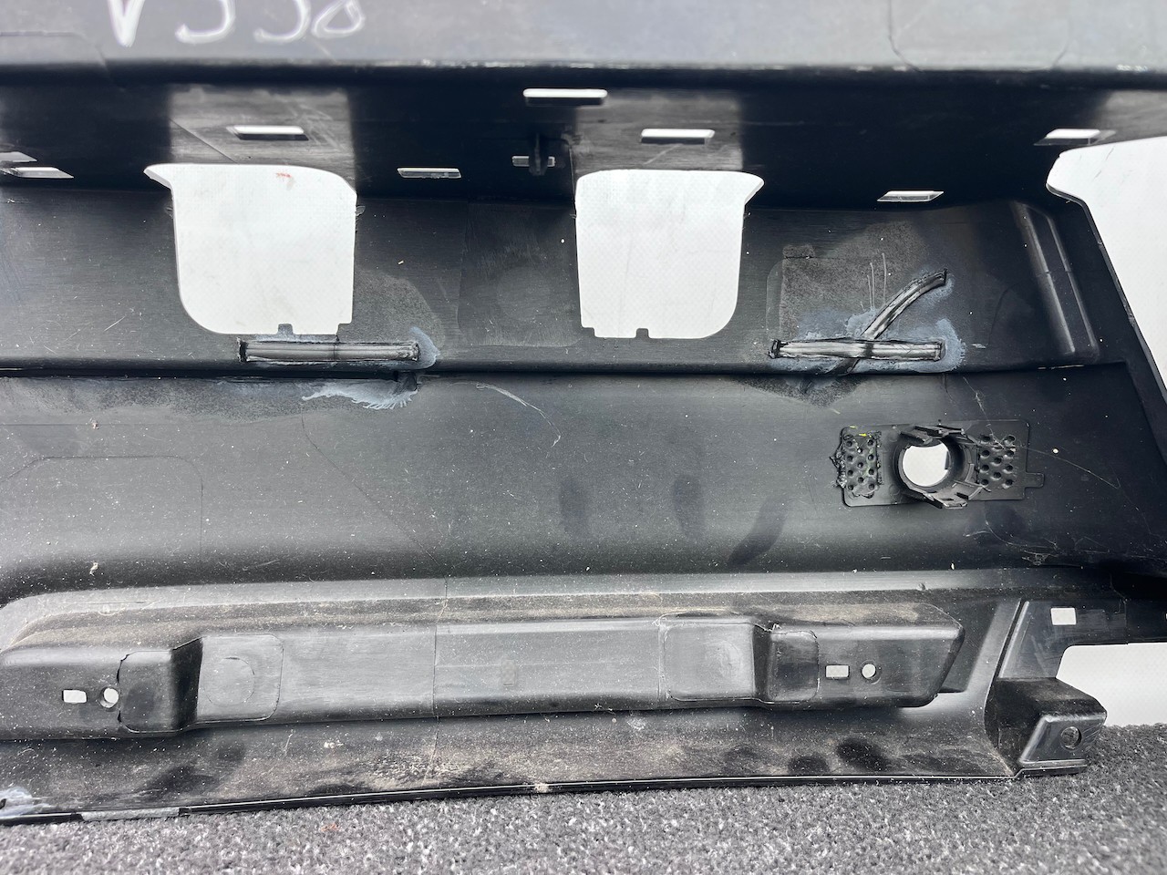 VW Amarok Mk2 Pick Up 2023-2026 Rear Bumper Cover Pdc Genuine [v598]