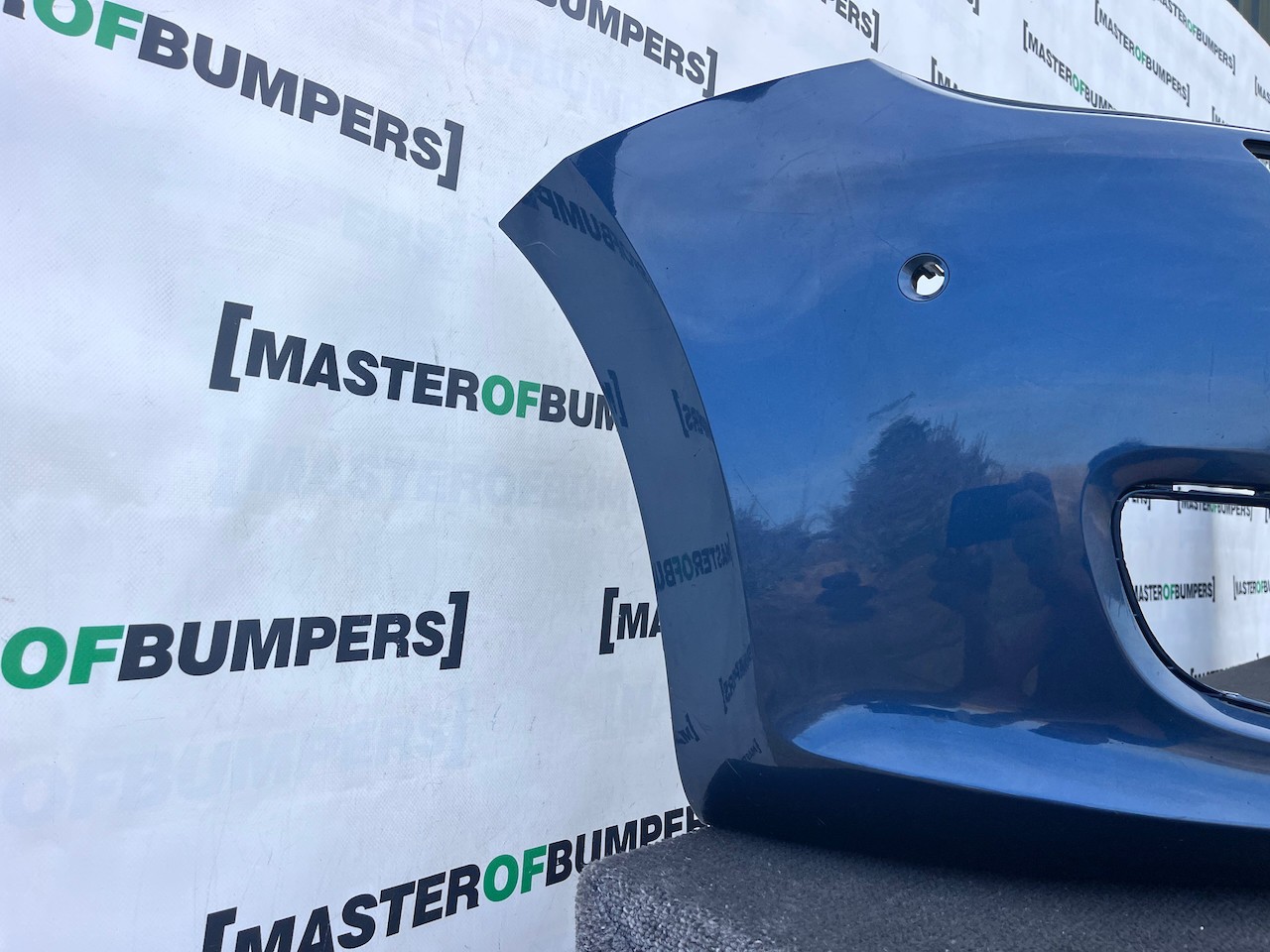 VW Sharan Sel Highline Mk2 Mpv 2011-2021 Front Bumper 6 Pdc +jets Genuine [v599]