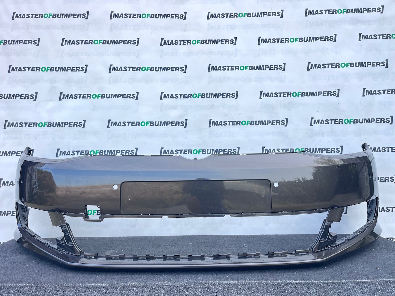 VW Sharan Sel Highline Mk2 Mpv 2011-2021 Front Bumper 6 Pdc Genuine [v600]