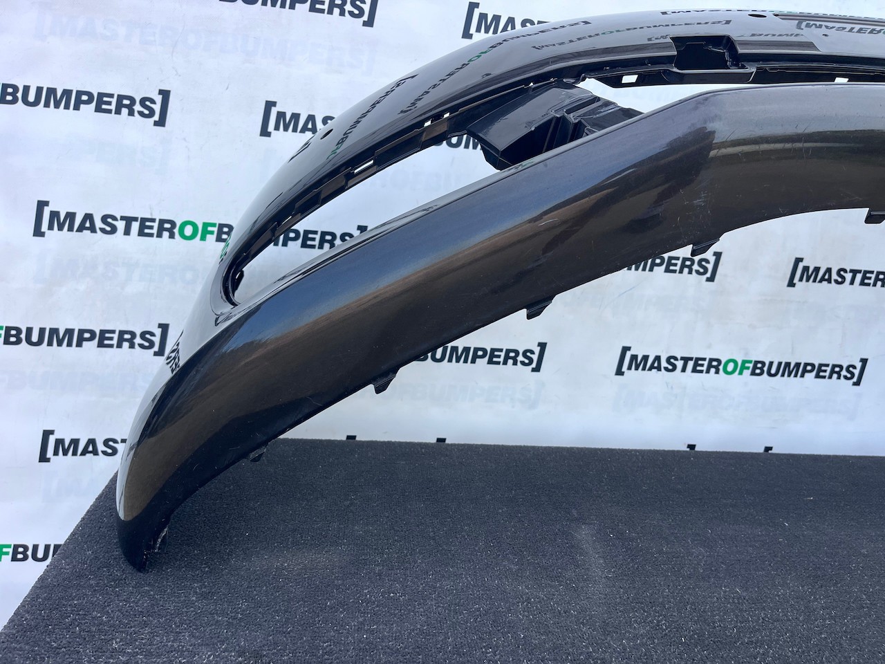 VW Sharan Sel Highline Mk2 Mpv 2011-2021 Front Bumper 6 Pdc Genuine [v600]