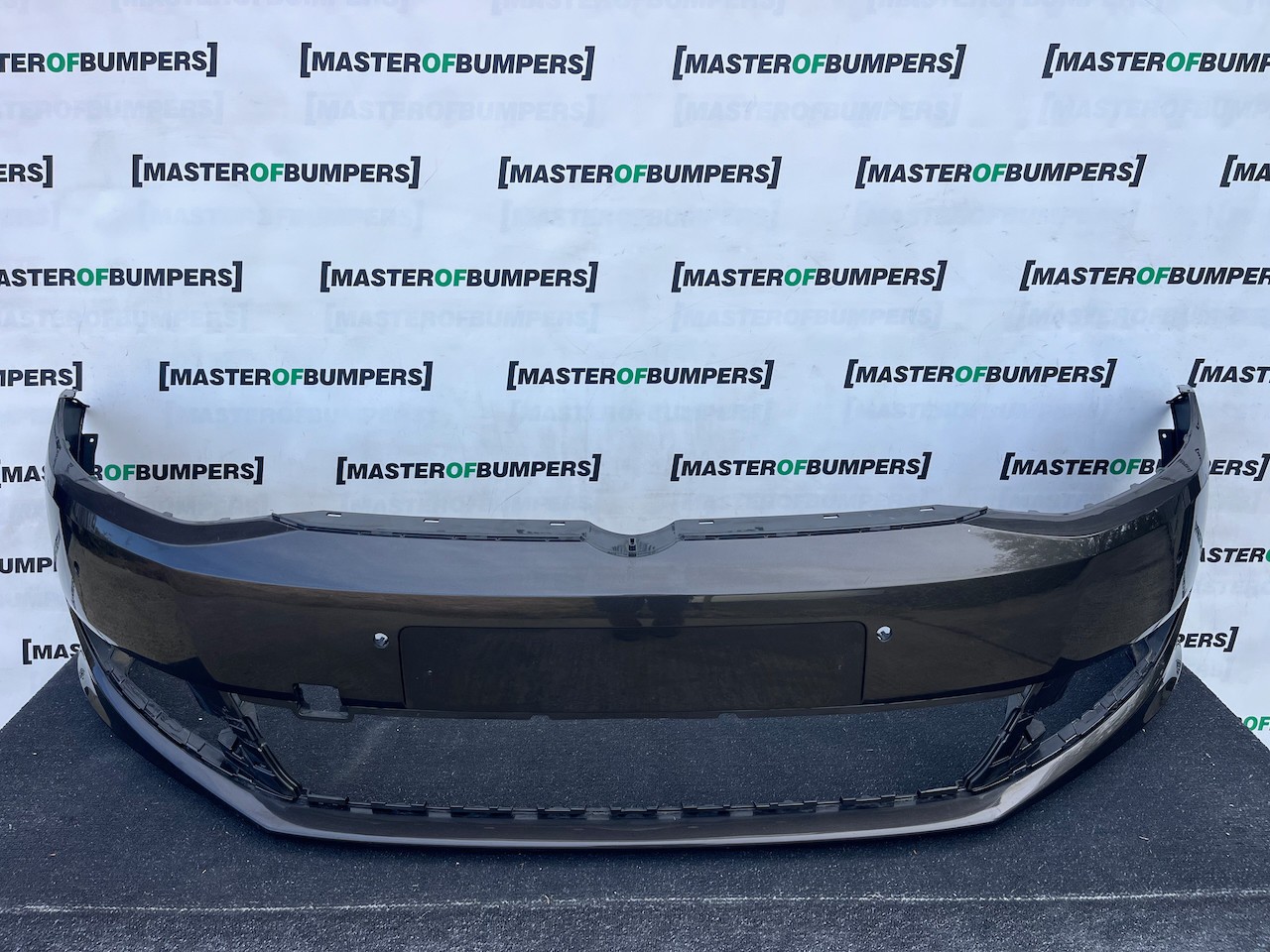 VW Sharan Sel Highline Mk2 Mpv 2011-2021 Front Bumper 6 Pdc Genuine [v600]