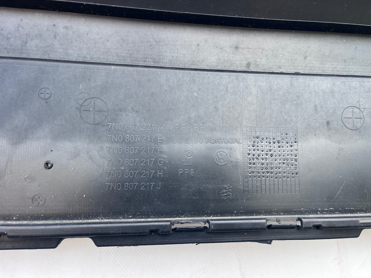 VW Sharan Sel Highline Mk2 Mpv 2011-2021 Front Bumper 4 Pdc Genuine [v603]