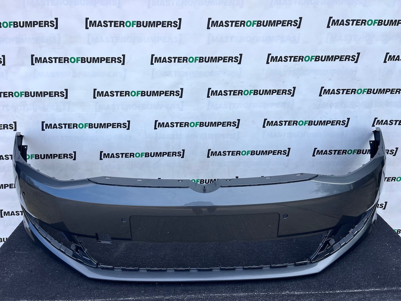 VW Sharan Sel Highline Mk2 Mpv 2011-2021 Front Bumper 4 Pdc Genuine [v603]