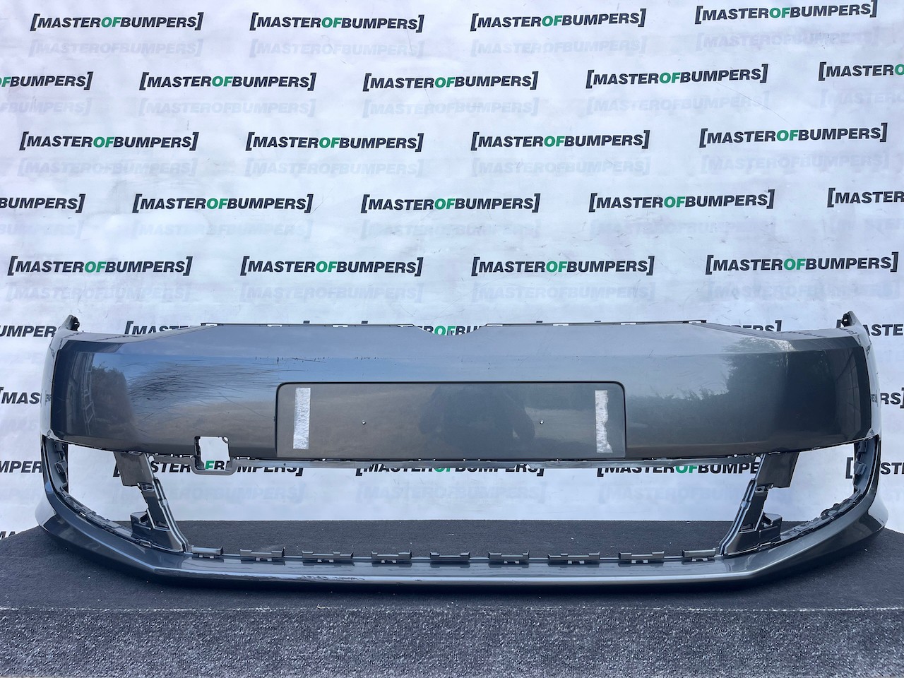 VW Sharan Sel Highline Mk2 Mpv 2011-2021 Front Bumper No Pdc Genuine [v608]