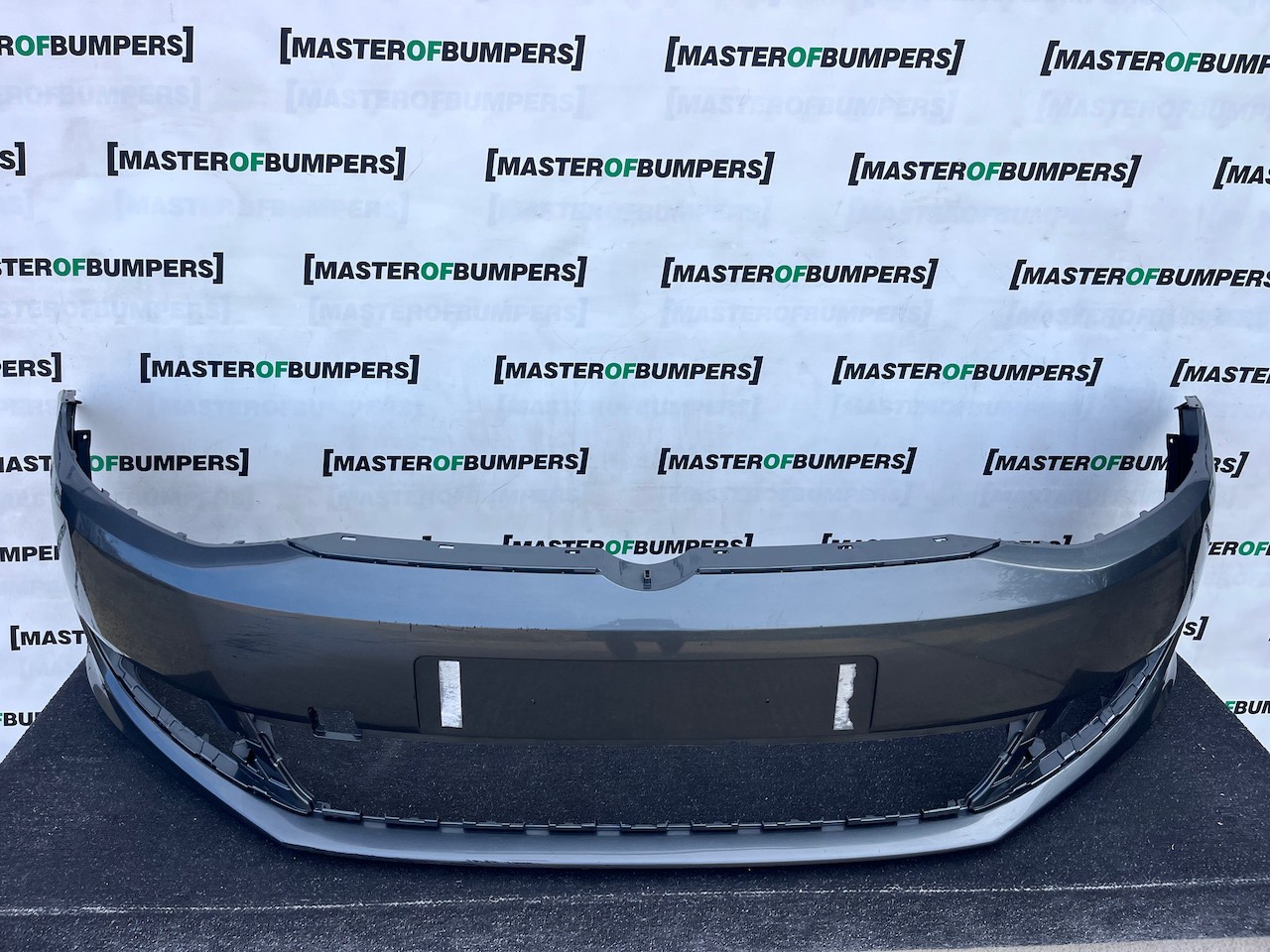 VW Sharan Sel Highline Mk2 Mpv 2011-2021 Front Bumper No Pdc Genuine [v608]