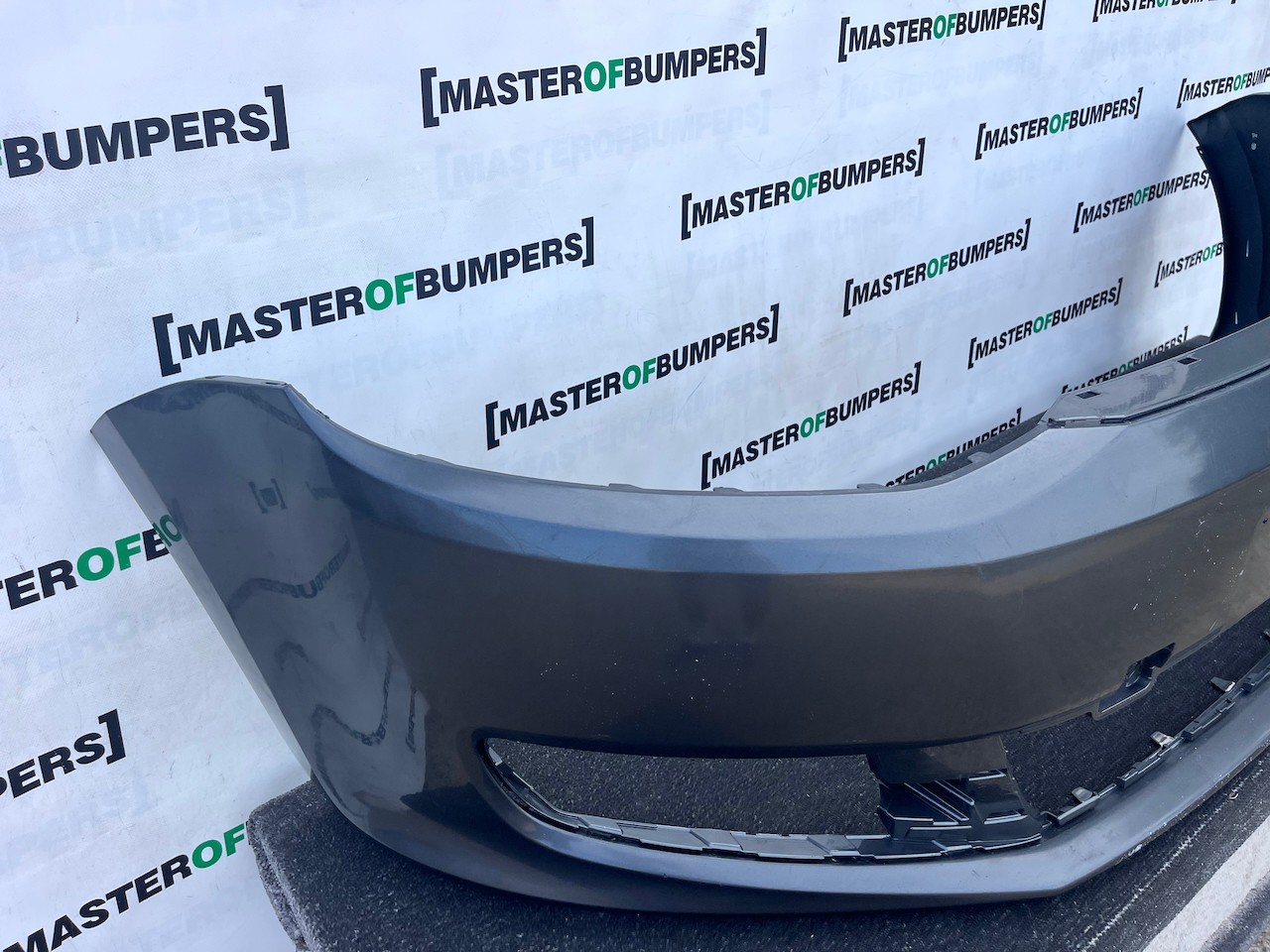 VW Sharan Sel Highline Mk2 Mpv 2011-2021 Front Bumper No Pdc Genuine [v607]