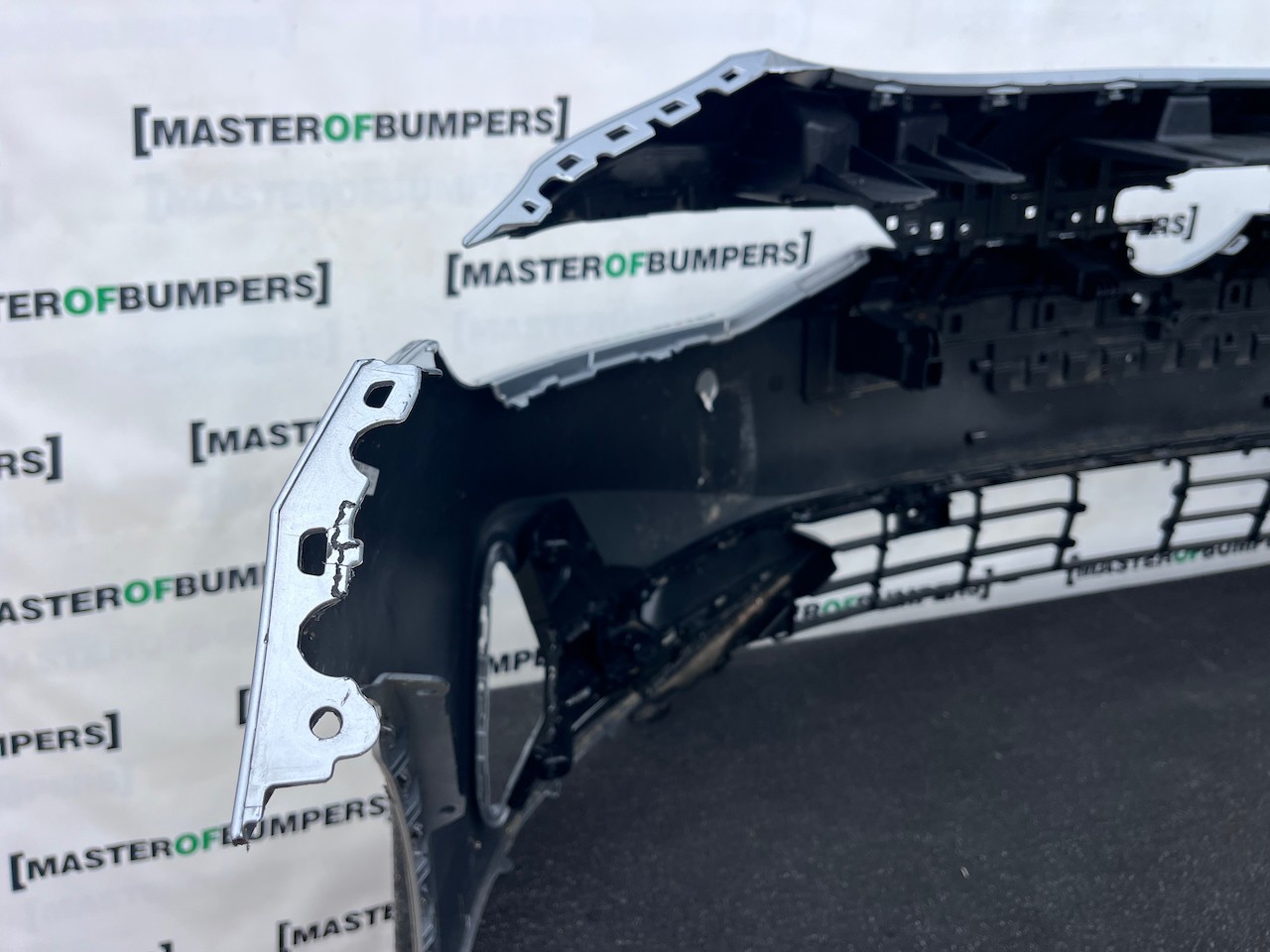 VW Id7 Id.7 Fastback Tourer Ev 2023-2027 Front Bumper 6 Pdc Genuine [v616]