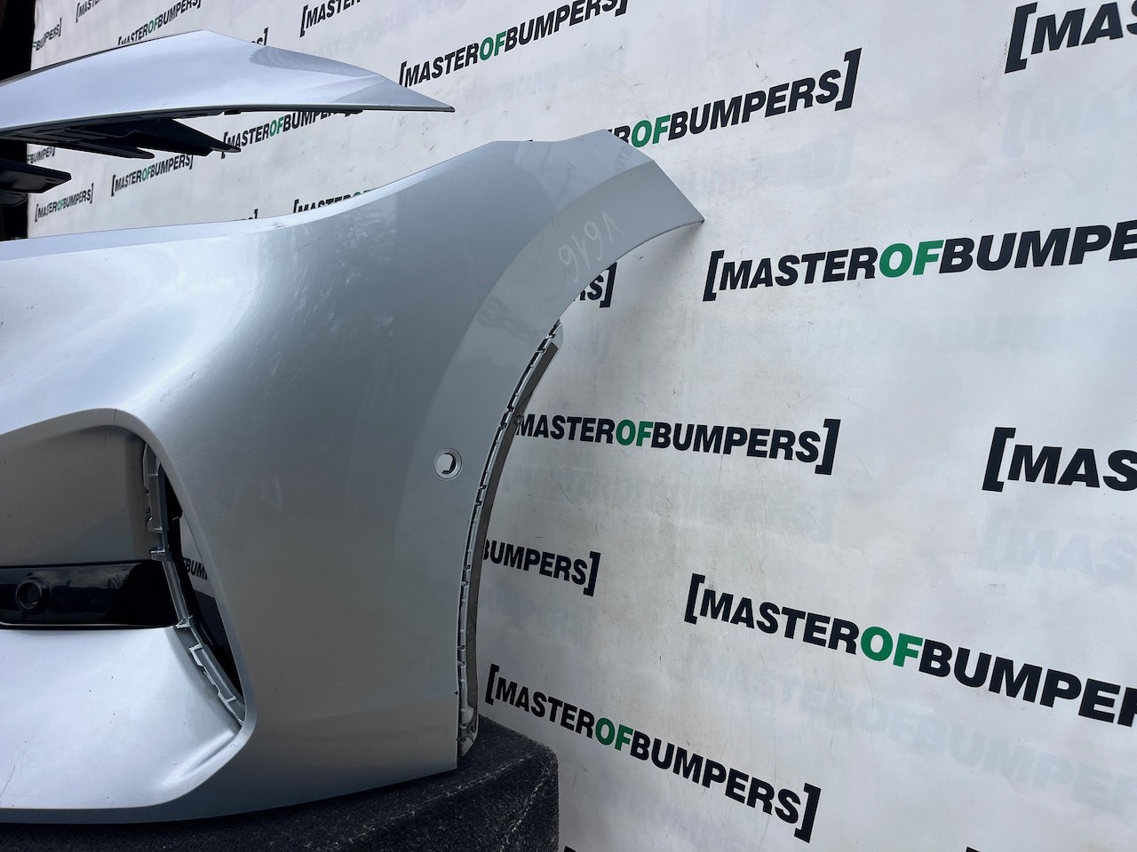 VW Id7 Id.7 Fastback Tourer Ev 2023-2027 Front Bumper 6 Pdc Genuine [v616]