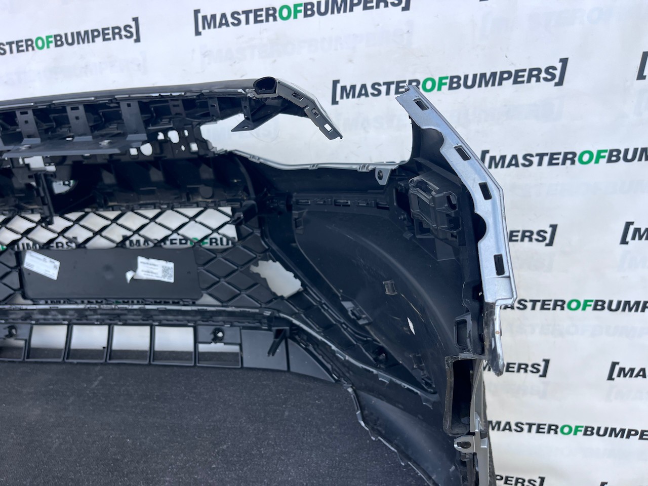 VW Tayron R Line Hybrid Suv 2024-2027 Front Bumper 6 Pdc Genuine [v622]